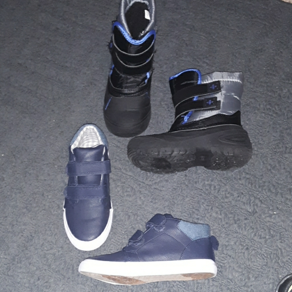 Size 11 toddler boys shoes